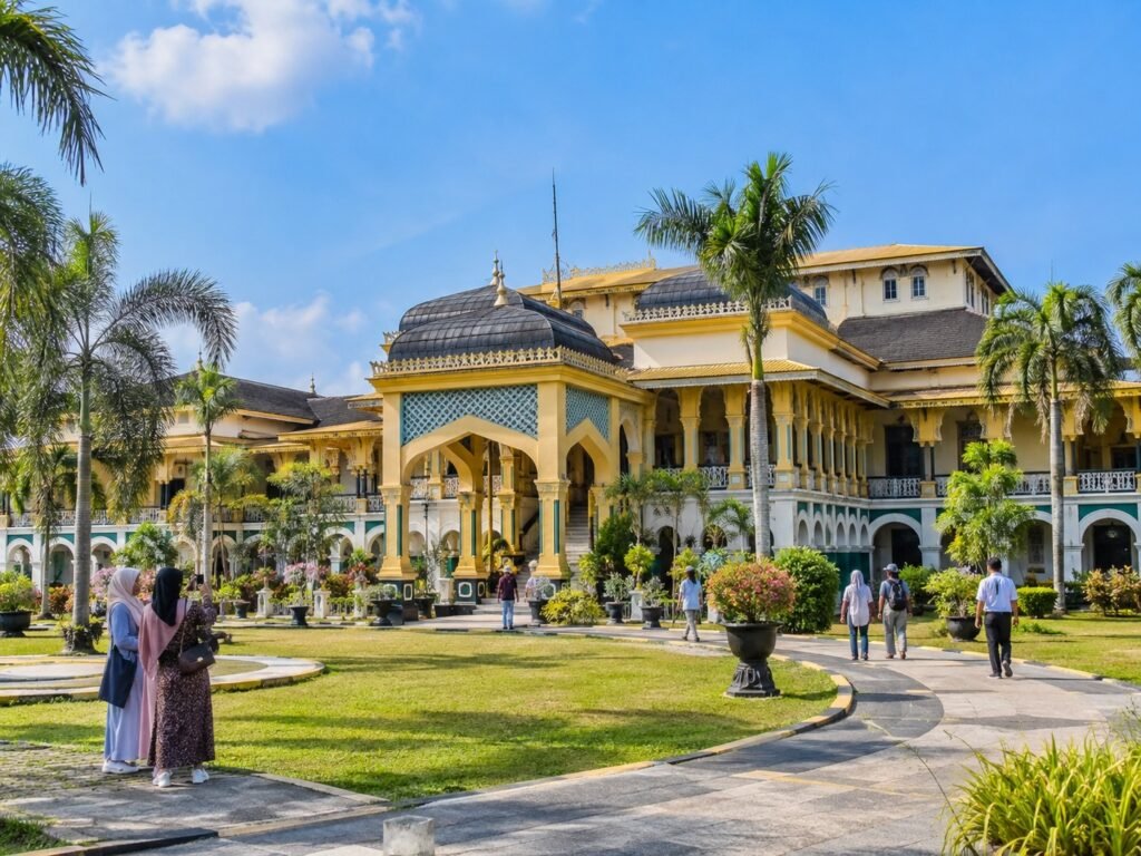 Istana Maimun sebagai destinasi wisata di Kota Medan
